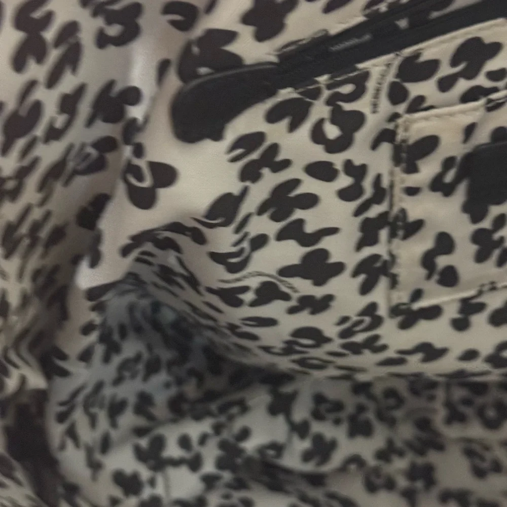 Rebecca Minkoff Everywhere Leather Vibrant Coral Tote - Picture 16 of 16